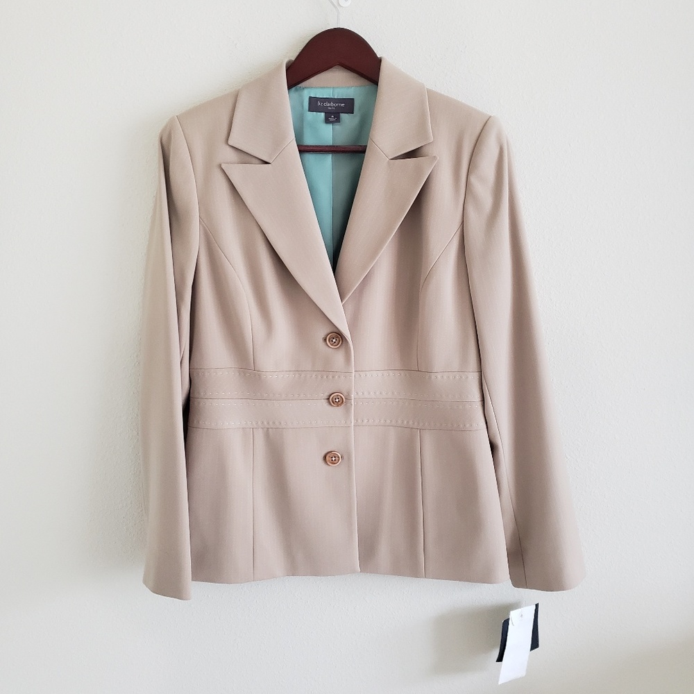 NWT LIZ CLAIBORNE 8 tan striped blazer brown